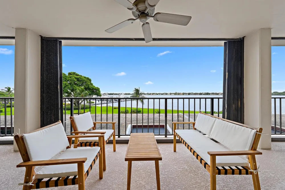 134 LAKESHORE DRIVE #316 North Palm Beach, FL 33408