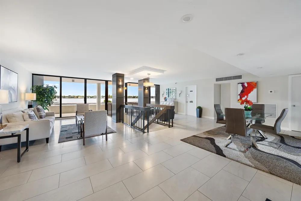 134 LAKESHORE DRIVE #316 North Palm Beach, FL 33408