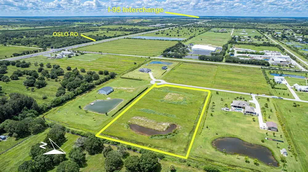 600 65TH AVENUE SW Vero Beach, FL 32968
