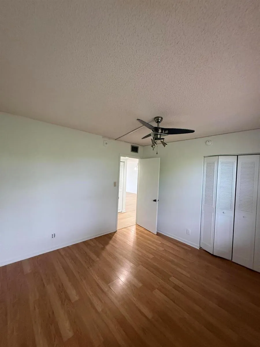 3161 NW 47TH TERRACE #402 Lauderdale Lakes, FL 33319