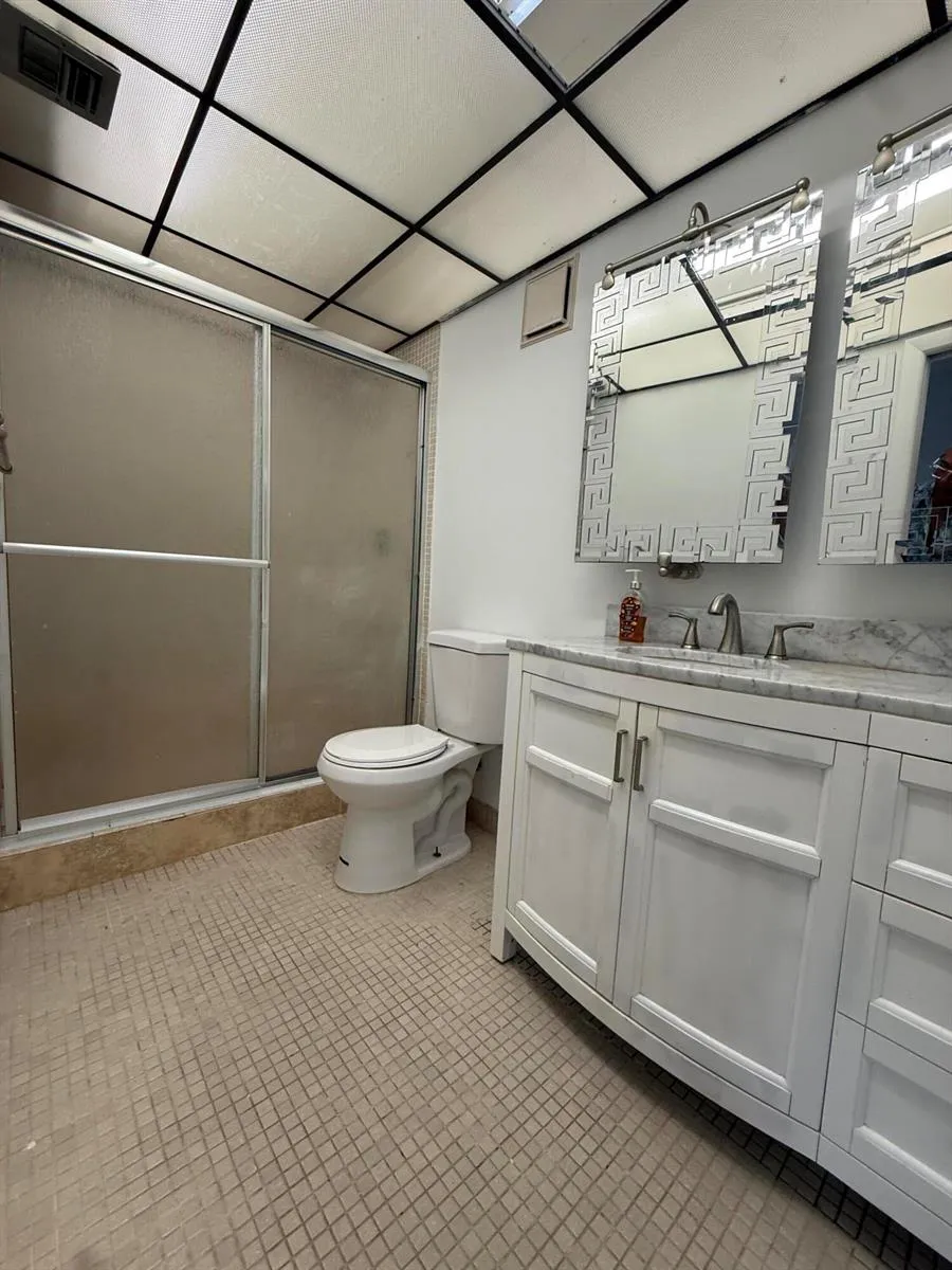 3161 NW 47TH TERRACE #402 Lauderdale Lakes, FL 33319