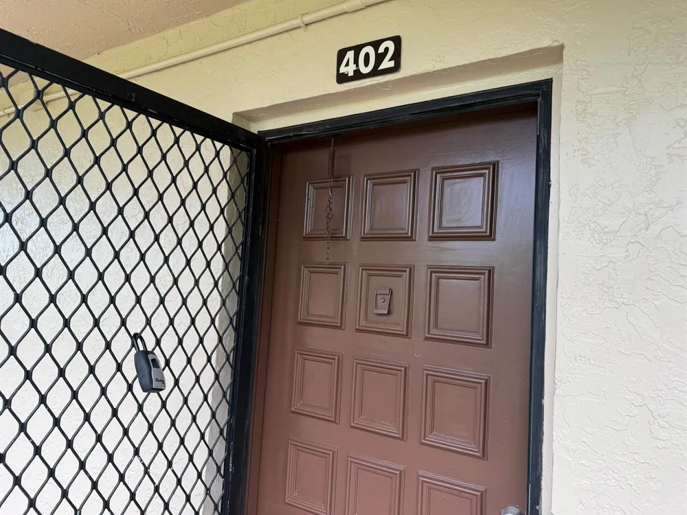 3161 NW 47TH TERRACE #402 Lauderdale Lakes, FL 33319