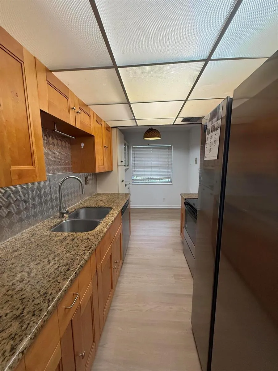3161 NW 47TH TERRACE #402 Lauderdale Lakes, FL 33319