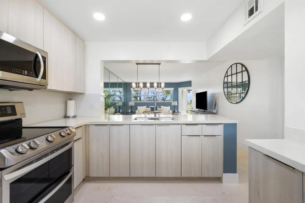 3654 VIA POINCIANA #603 Lake Worth, FL 33467