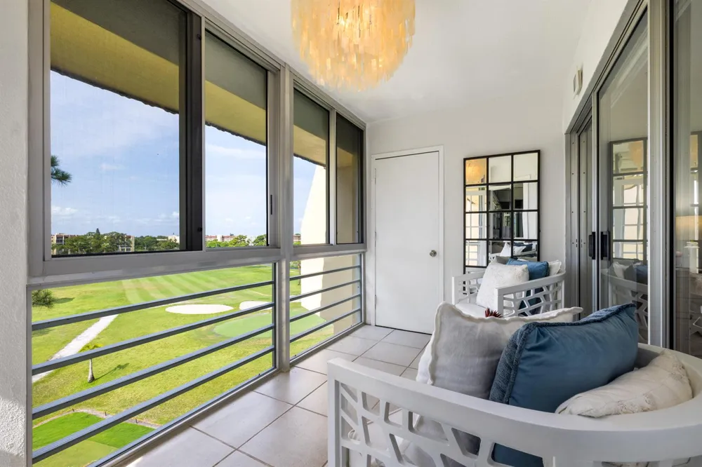 3654 VIA POINCIANA #603 Lake Worth, FL 33467
