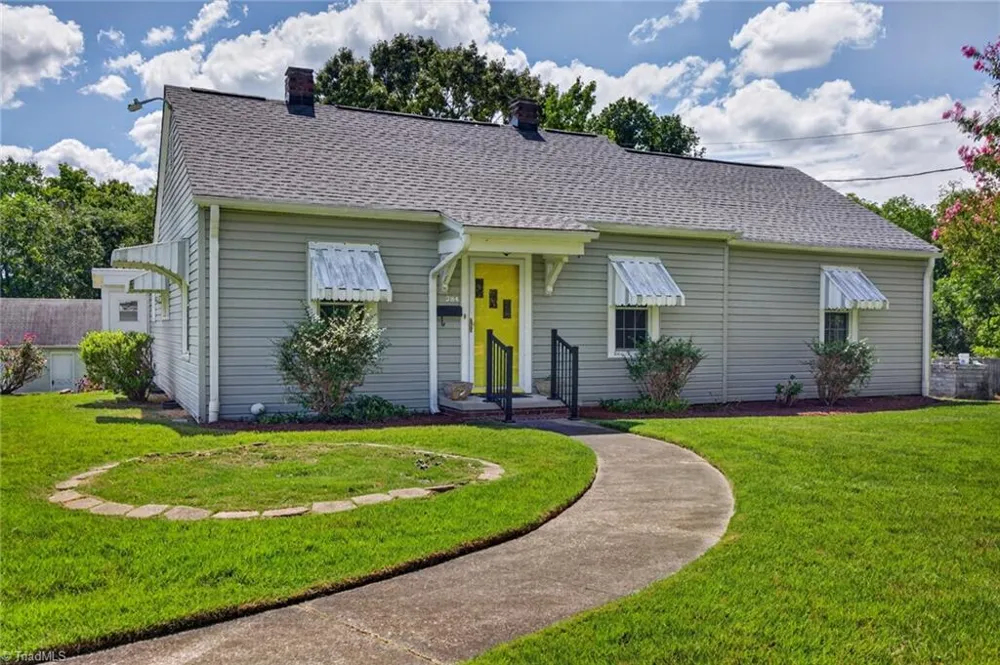 284 New Salem Road Randleman, NC 27317