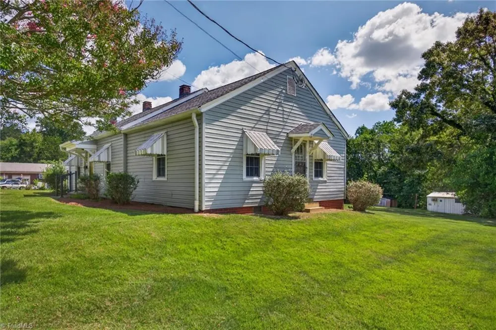 284 New Salem Road Randleman, NC 27317