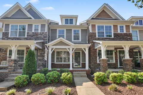 1420 Riverbrook Dr