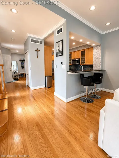 5995 Bella Vista Drive