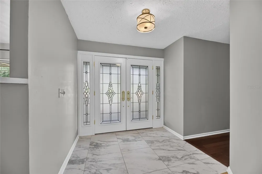 2203 GREENHILLS DRIVE Valrico, FL 33596