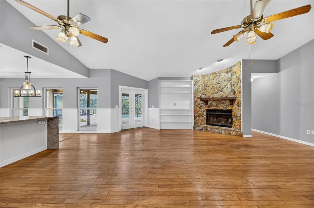2203 GREENHILLS DRIVE Valrico, FL 33596