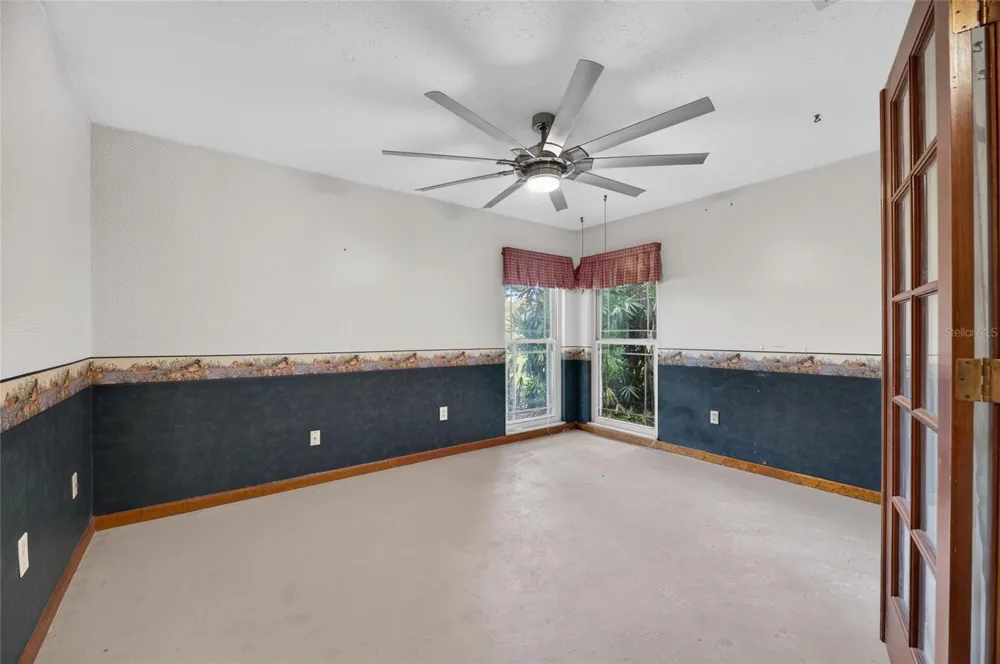 2203 GREENHILLS DRIVE Valrico, FL 33596