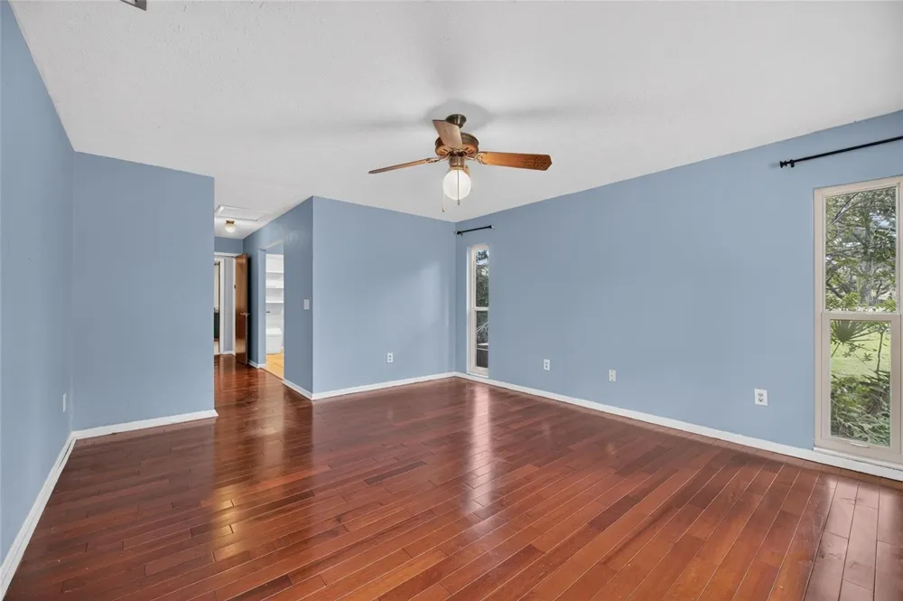 2203 GREENHILLS DRIVE Valrico, FL 33596