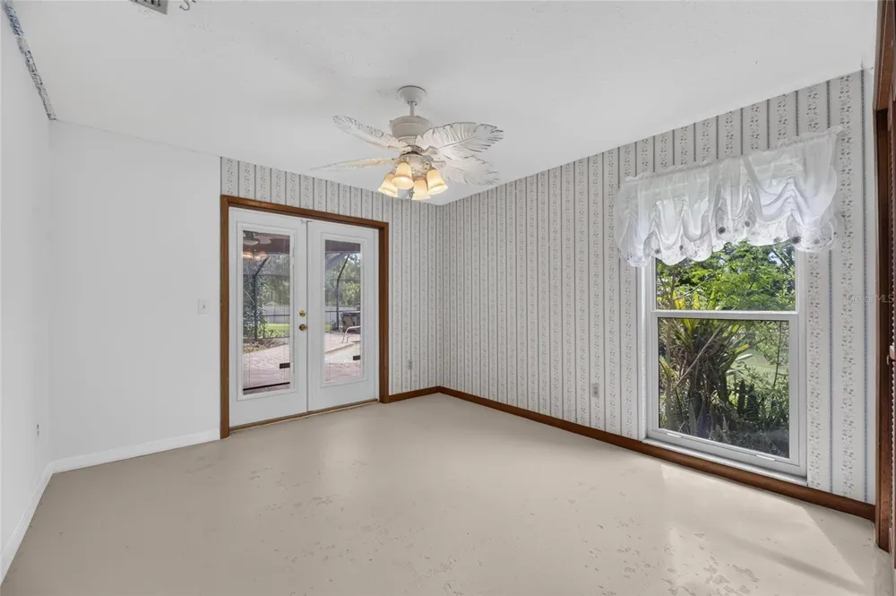 2203 GREENHILLS DRIVE Valrico, FL 33596
