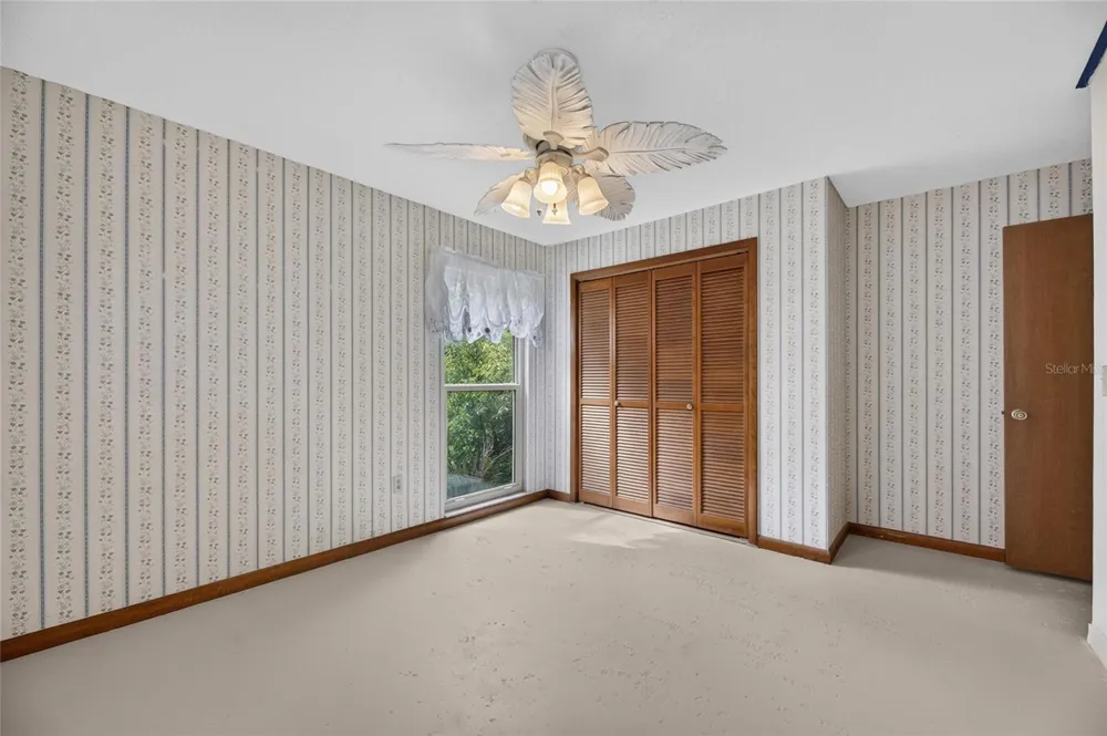 2203 GREENHILLS DRIVE Valrico, FL 33596