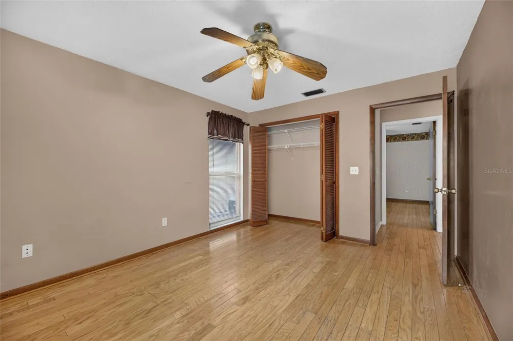 2203 GREENHILLS DRIVE Valrico, FL 33596