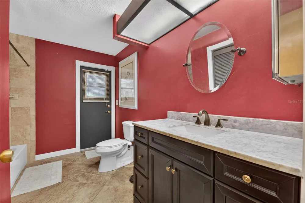 2203 GREENHILLS DRIVE Valrico, FL 33596