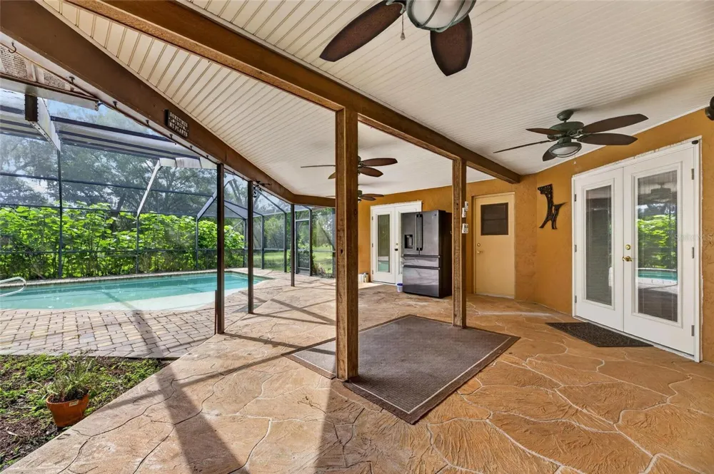2203 GREENHILLS DRIVE Valrico, FL 33596