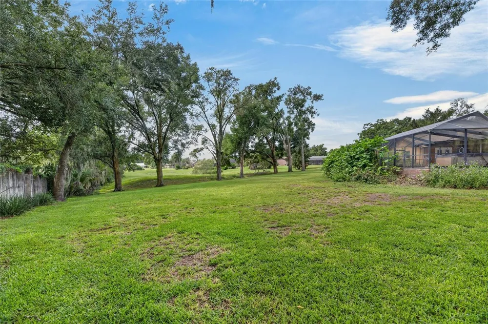 2203 GREENHILLS DRIVE Valrico, FL 33596