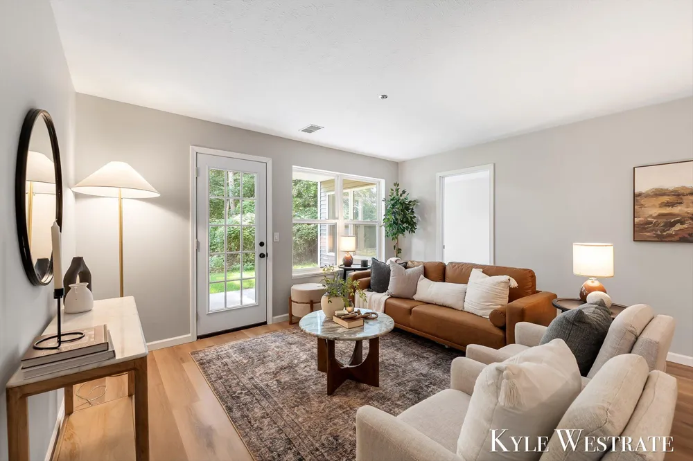 3149 Poplar Creek Drive SE #103 Kentwood City, MI 49512