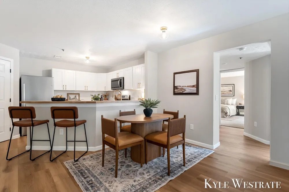 3149 Poplar Creek Drive SE #103 Kentwood City, MI 49512