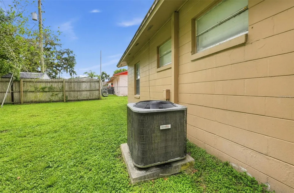 14632 STATE STREET Dade City, FL 33523