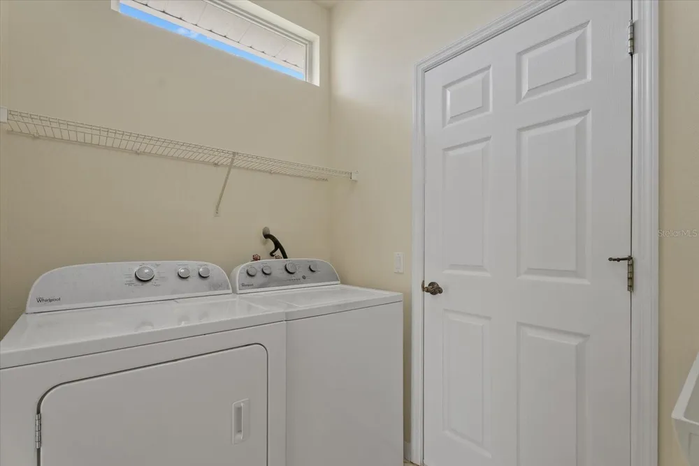 4350 BEEKMAN PLACE #108 Sarasota, FL 34235