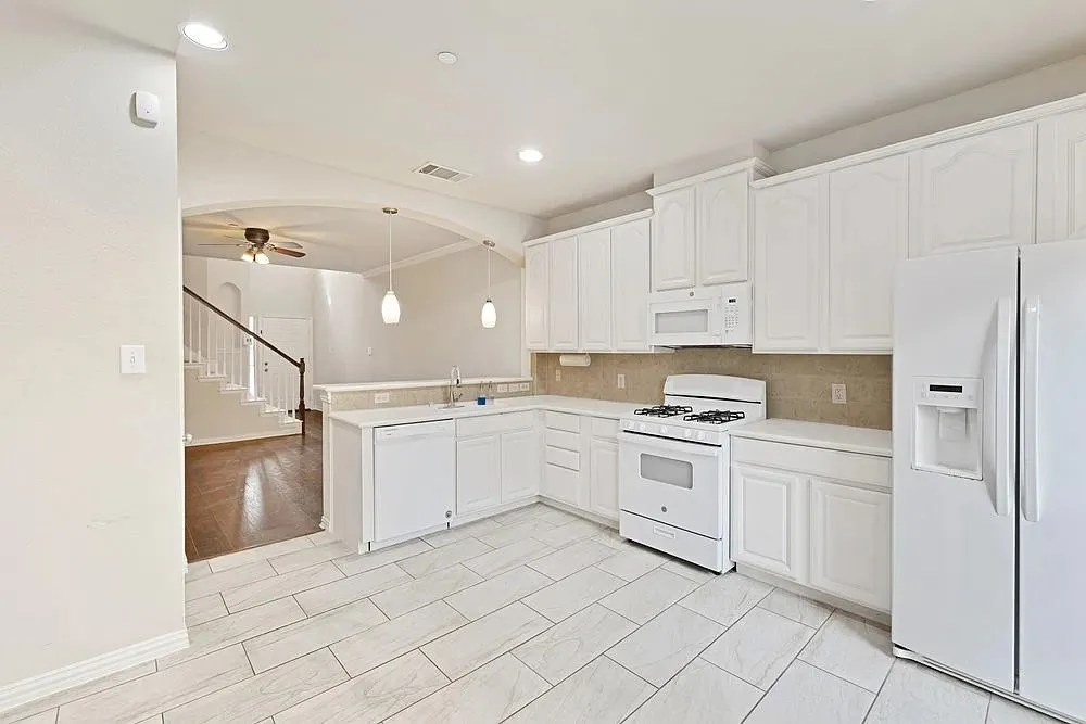 7913 Hannah Street Plano, TX 75025