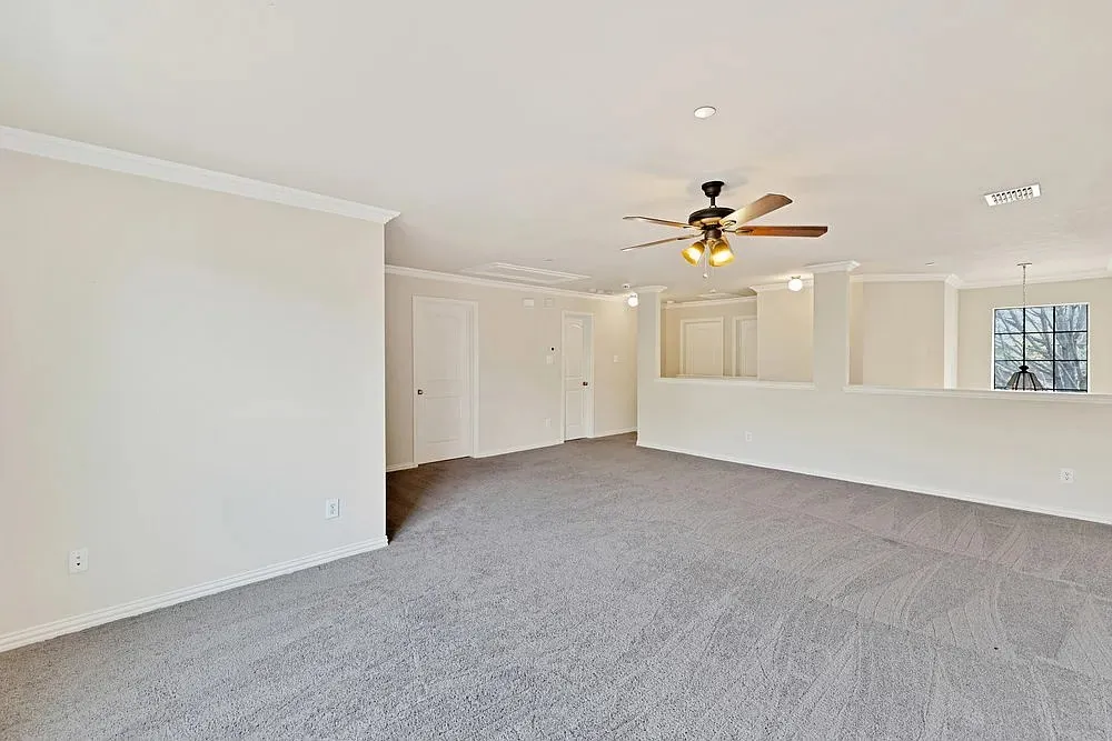 7913 Hannah Street Plano, TX 75025