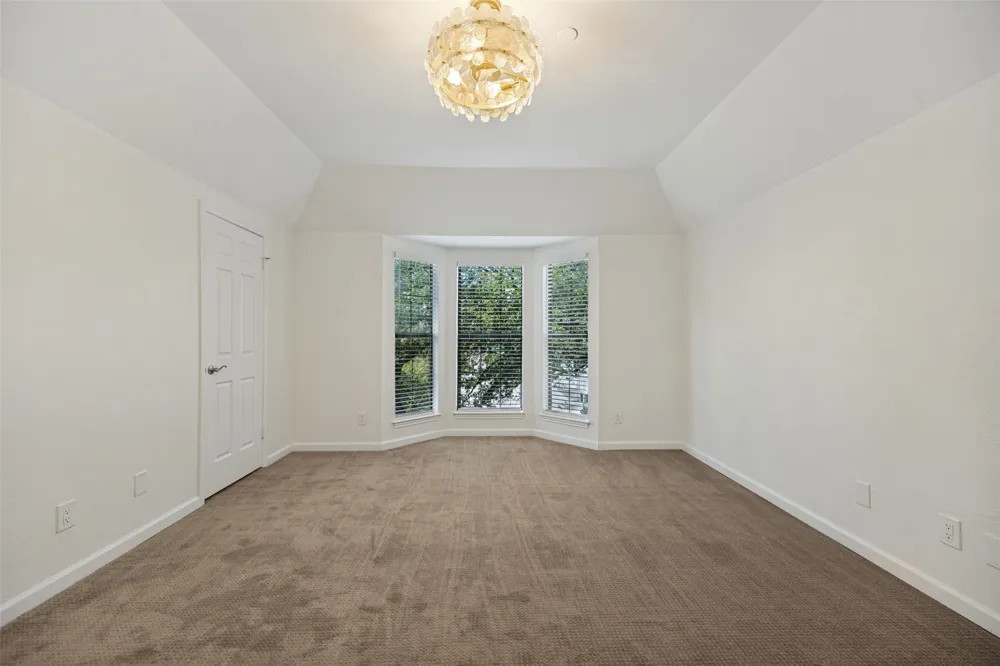 8610 Turtle Creek Boulevard ##212 Dallas, TX 75225