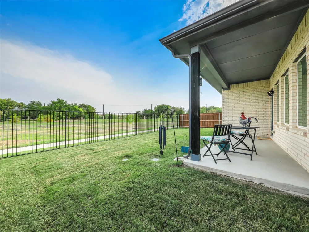 3921 Bluestem Boulevard Argyle, TX 76226