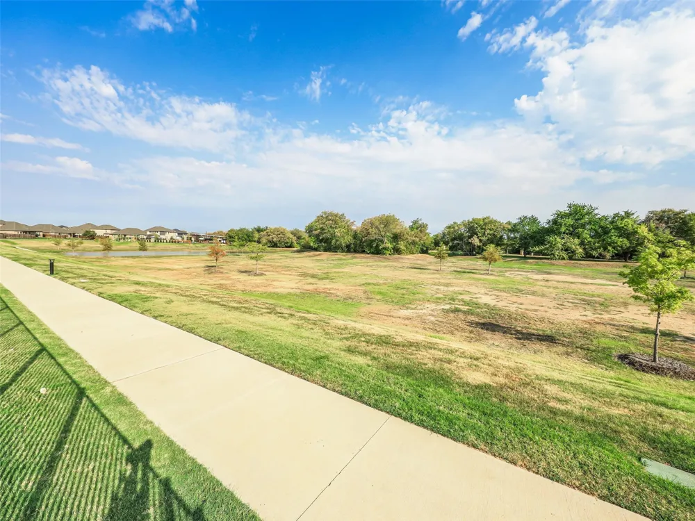 3921 Bluestem Boulevard Argyle, TX 76226