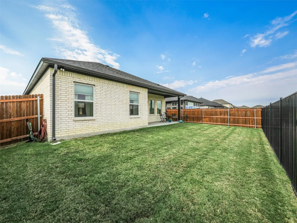 3921 Bluestem Boulevard Argyle, TX 76226