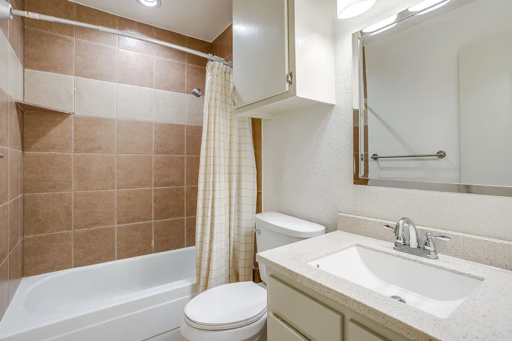 2610 Casa Blanca Court Arlington, TX 76015
