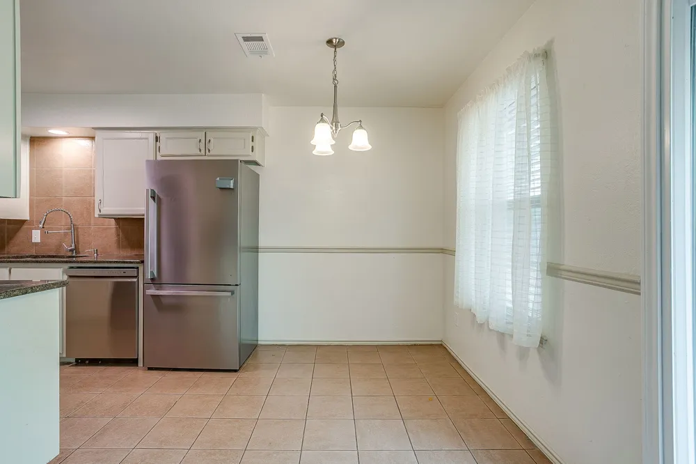 2610 Casa Blanca Court Arlington, TX 76015