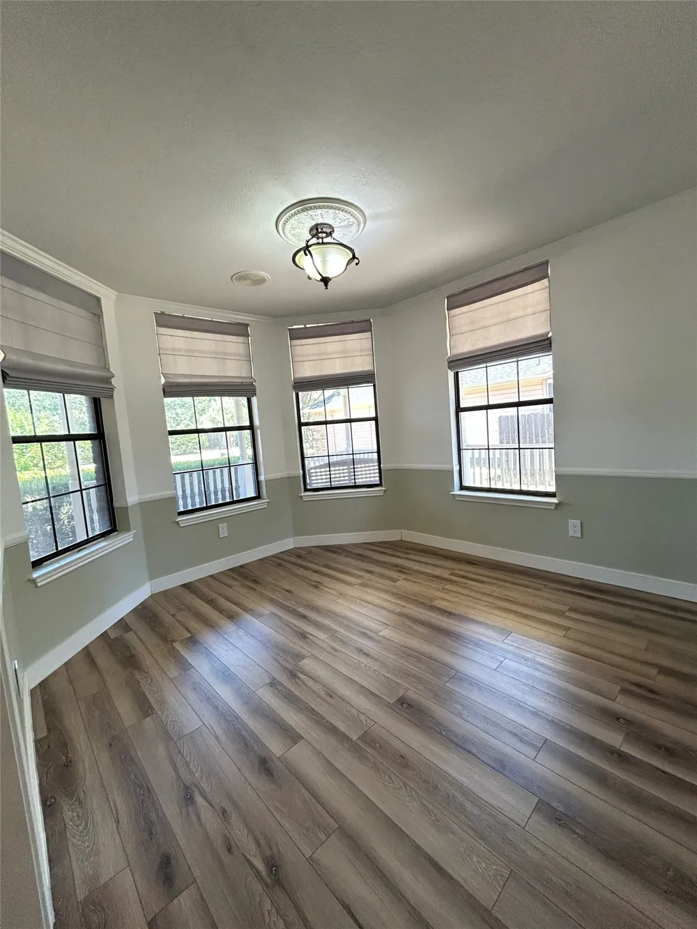 602 River Crest Leander, TX 78641