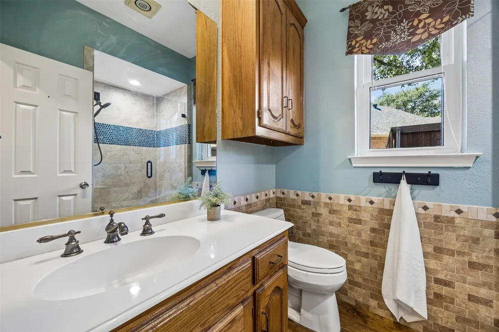 5905 Indian Hills Drive Garland, TX 75044