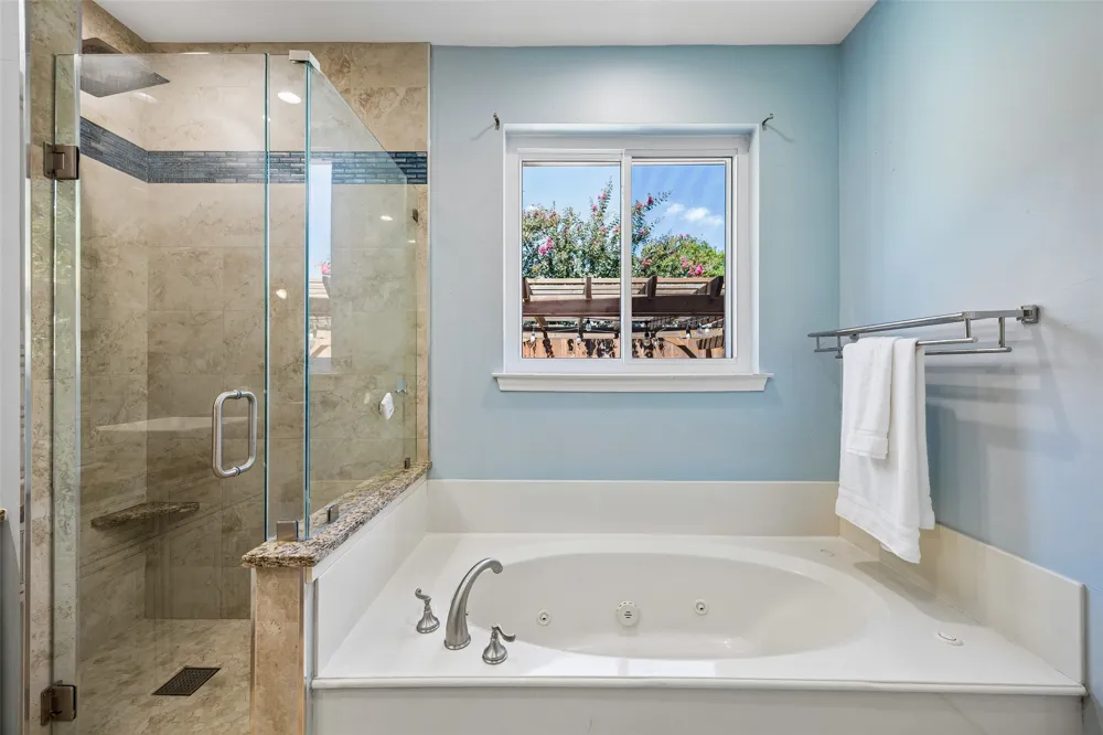 5905 Indian Hills Drive Garland, TX 75044