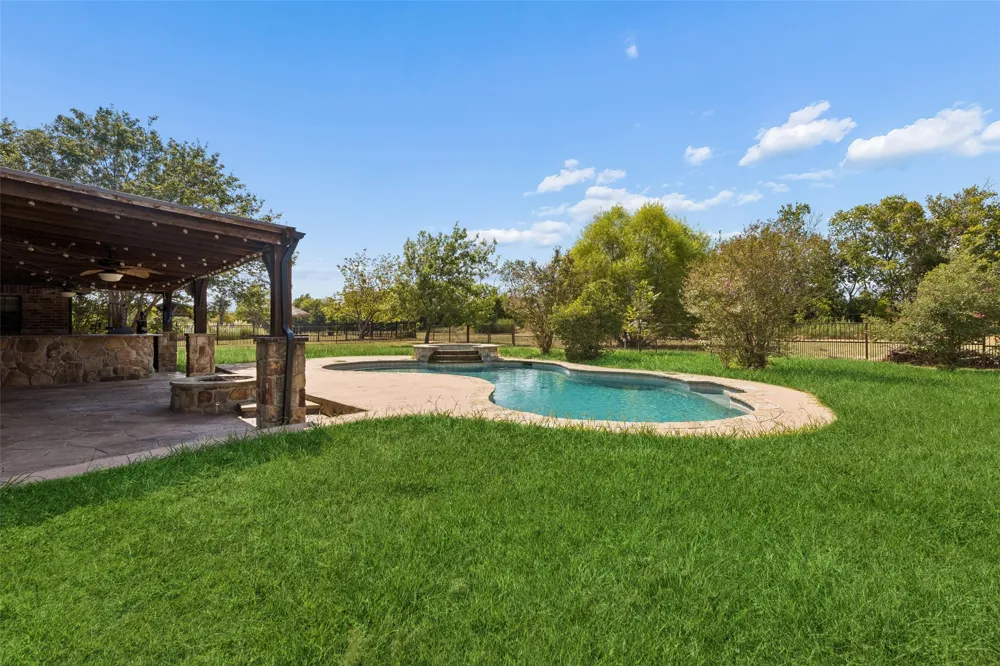 10377 W Dublin Drive Forney, TX 75126