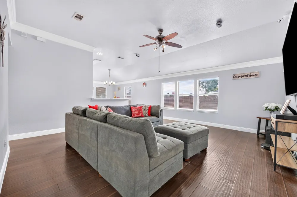 3350 Choir Street Dallas, TX 75237