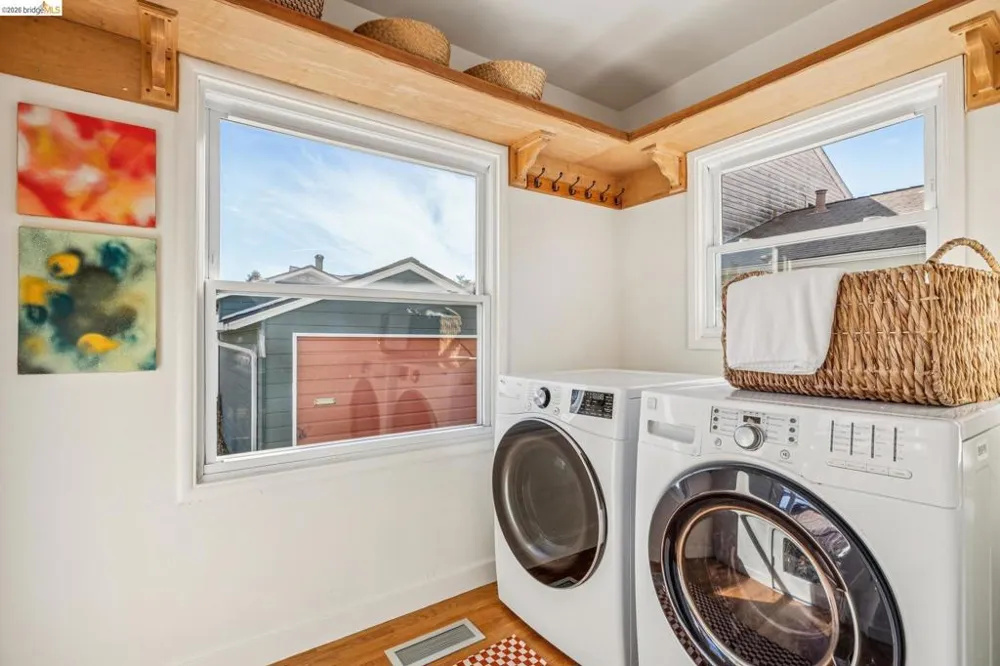 3518 Nevin Ave Richmond, CA 94805