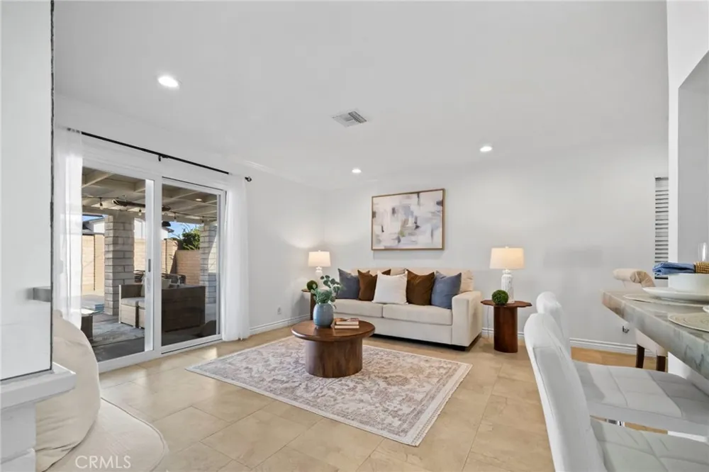 1338 Albright Upland, CA 91786