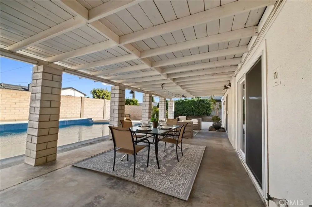 1338 Albright Upland, CA 91786