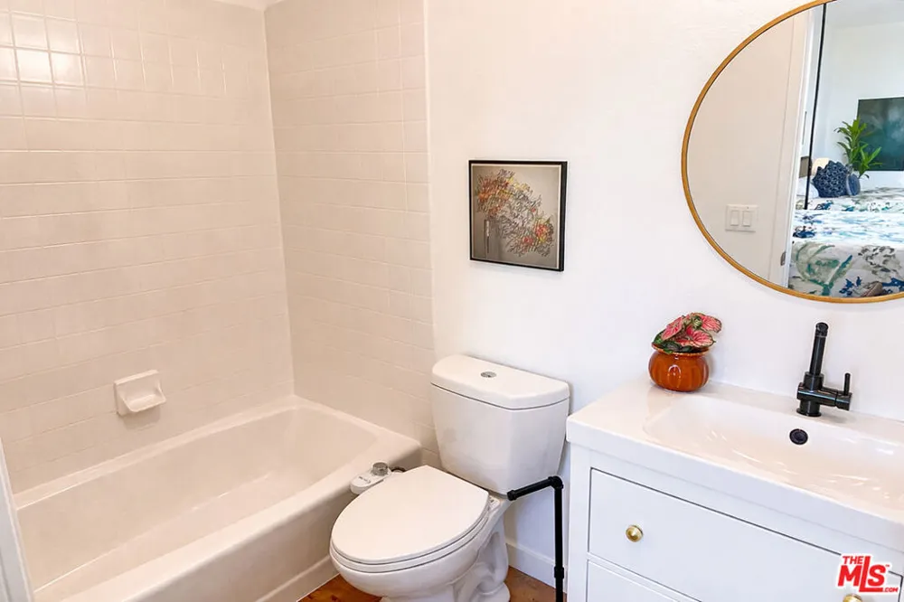 13920 Moorpark Street #308 Sherman Oaks, CA 91423