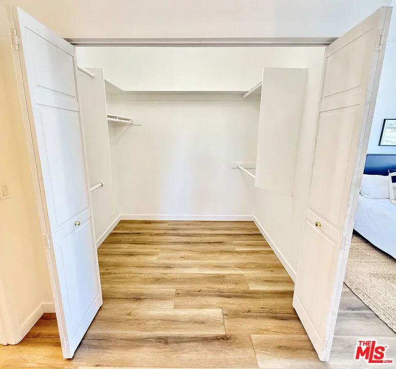 13920 Moorpark Street #308 Sherman Oaks, CA 91423