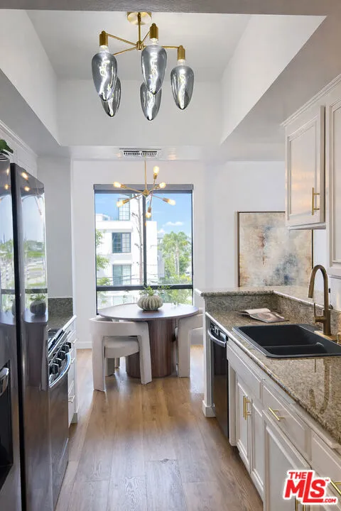 13920 Moorpark Street #308 Sherman Oaks, CA 91423