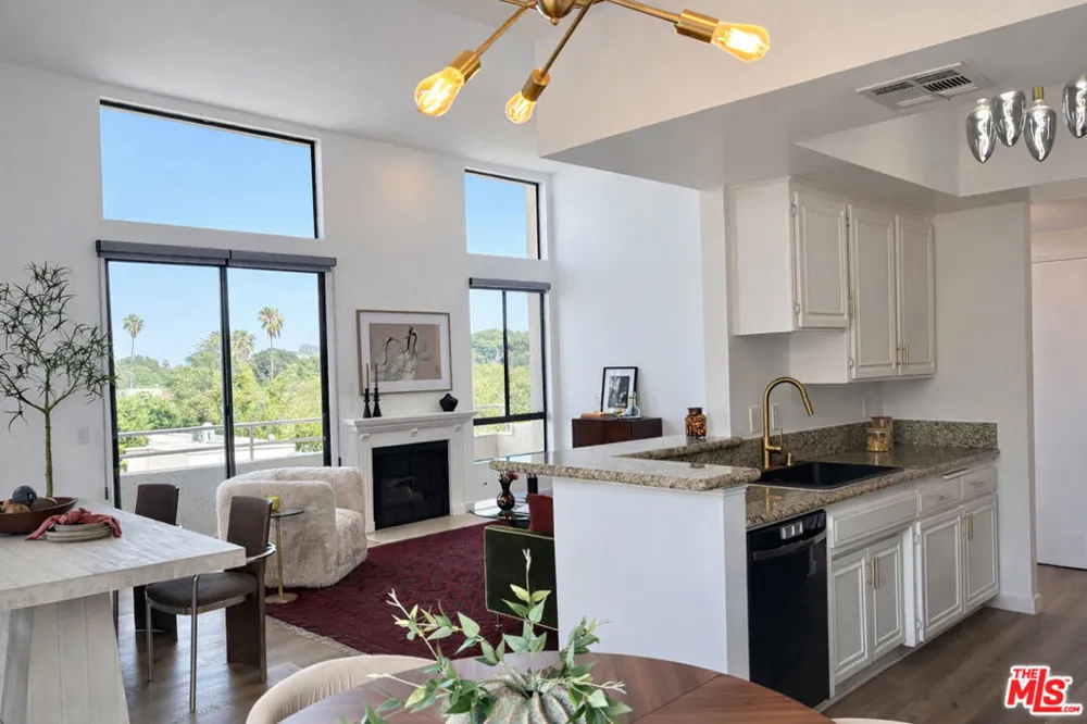 13920 Moorpark Street #308 Sherman Oaks, CA 91423