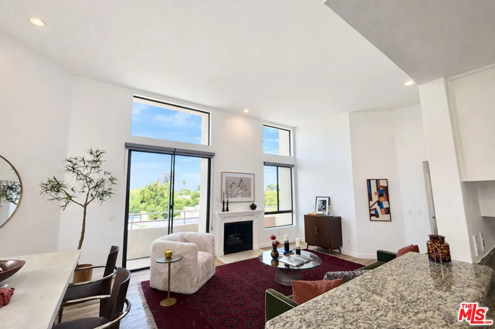 13920 Moorpark Street #308 Sherman Oaks, CA 91423