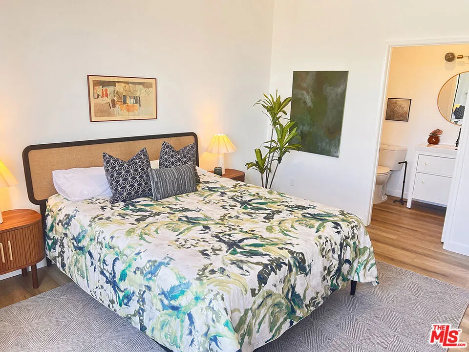 13920 Moorpark Street #308 Sherman Oaks, CA 91423