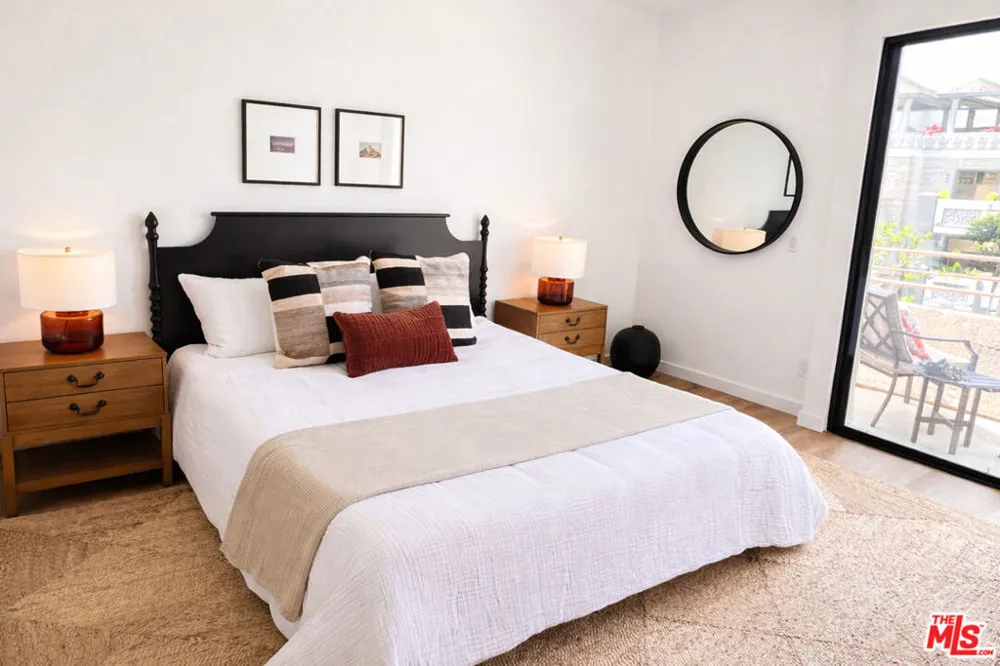 13920 Moorpark Street #308 Sherman Oaks, CA 91423